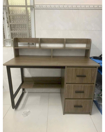 Bàn làm việc